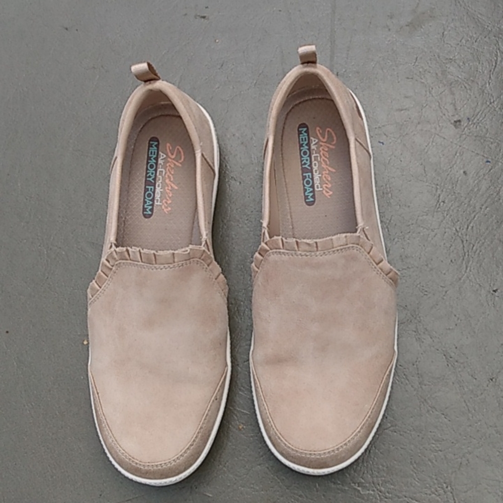 Skechers shoes